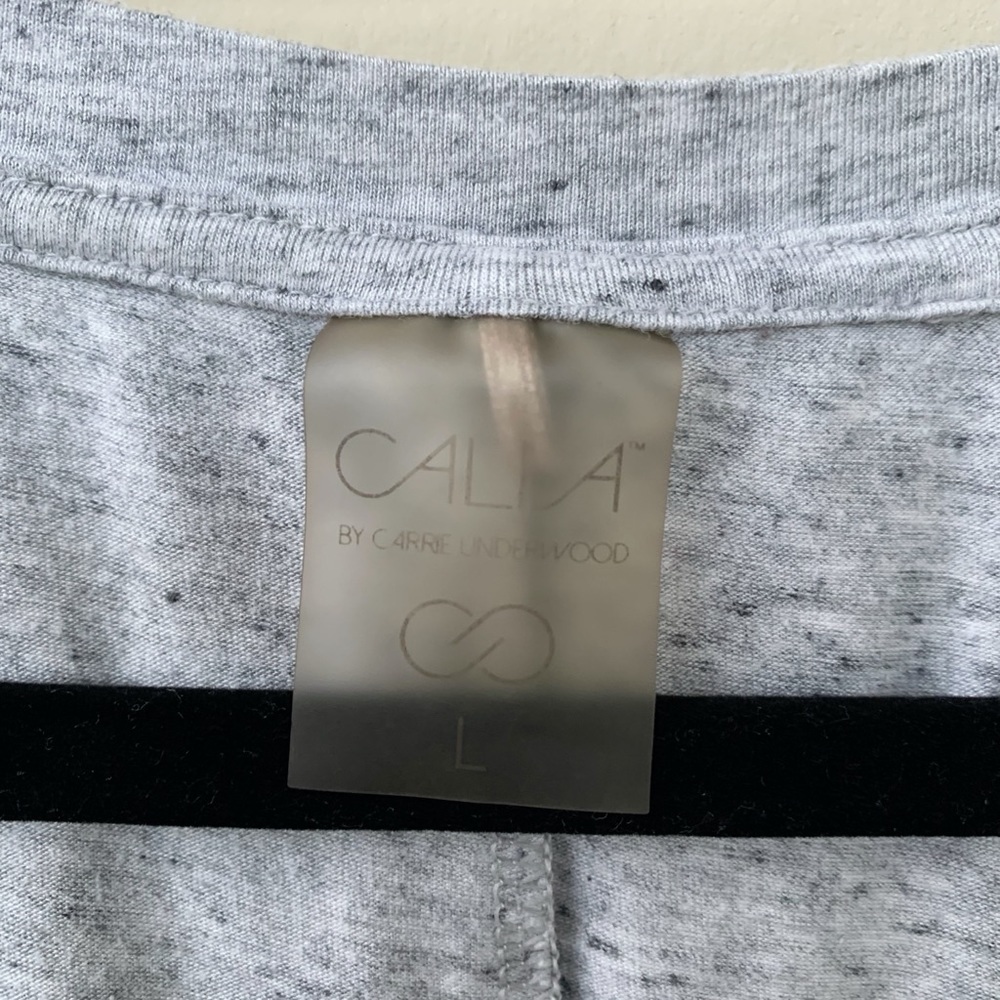 CALIA by Carrie Underwood top, size L - Picture 3 of 4